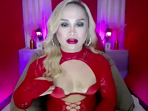 Snapshot of andy_slave4u chatting on 10/12/25, 05:17 andy slave4u online show from 10/12/25, 05:17