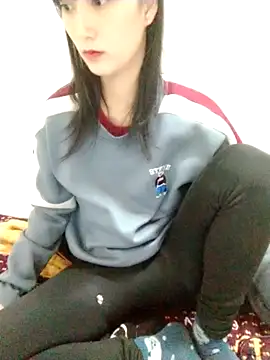 Kembong01 online show from 11/26/25, 01:23