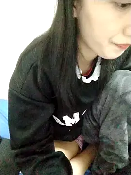 Kembong01 online show from 12/23/25, 01:58