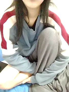 Kembong01 online show from 03/22/26, 10:46