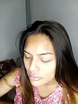 Wena Larson88 online show from 11/03/25, 06:09