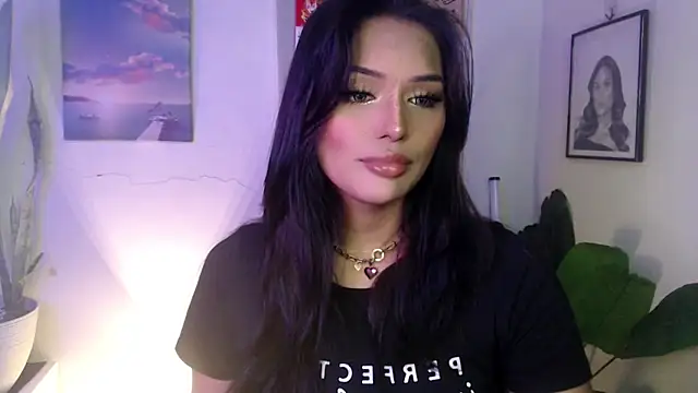 Wena Larson88 online show from 01/16/26, 04:27