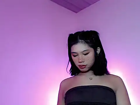 Maxine Sucks online show from 10/02/25, 12:01