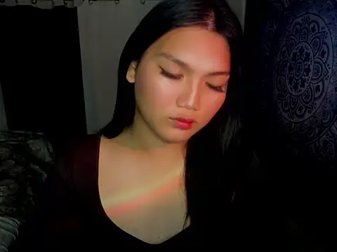 Lou heart online show from 12/20/25, 06:37