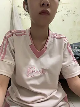 meomeo2k6 online show from 10/14/25, 02:07