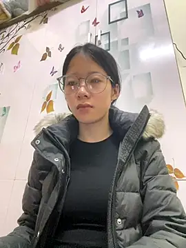 meomeo2k6 online show from 11/05/25, 01:44