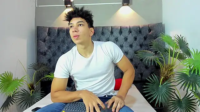 ALAN REDINGER online show from 12/01/25, 01:49