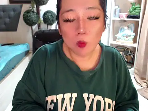 Snapshot of Goddess_Pleasure chatting on 10/16/25, 11:06 Goddess Pleasure online show from 10/16/25, 11:06