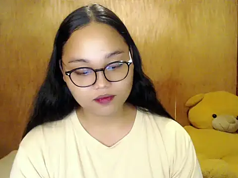  Lylia online show from 09/12/25, 04:18