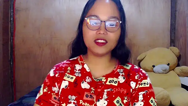  Lylia online show from 10/03/25, 10:23