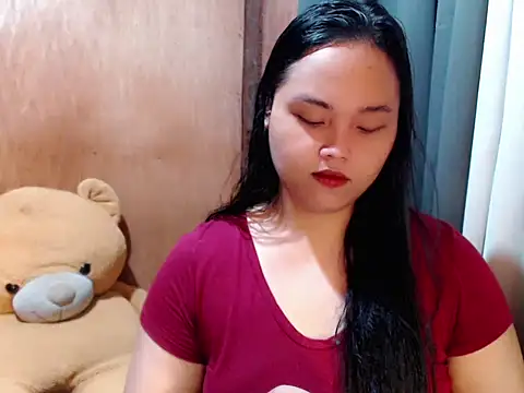  Lylia online show from 02/17/26, 08:48