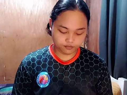  Lylia online show from 03/06/26, 12:40