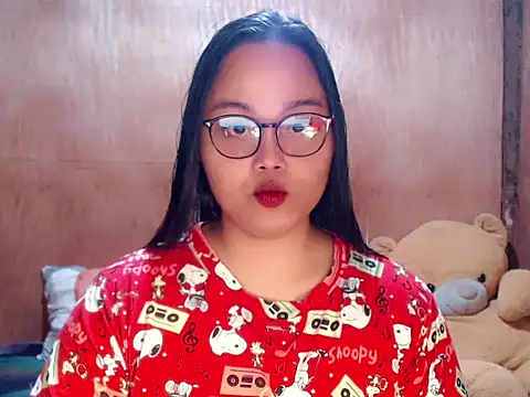  Lylia online show from 03/22/26, 08:45