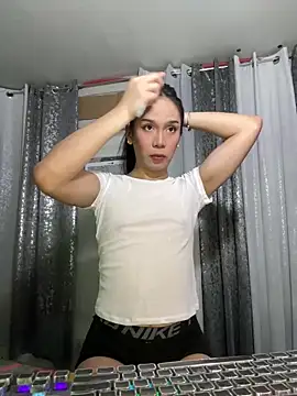 lucyshanex online show from 02/04/26, 09:59