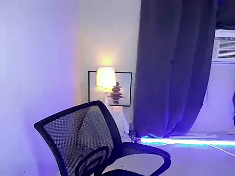 Snapshot of Filipina_milker chatting on 10/12/25, 01:43 Filipina milker online show from 10/12/25, 01:43