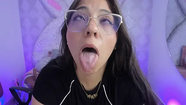 Snapshot of Sarita_jane chatting on 06/05/26, 06:52 Sarita jane online show from 06/05/26, 06:52