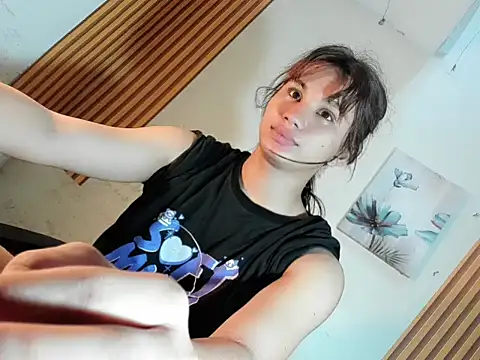 Ts morena online show from 10/29/25, 04:09