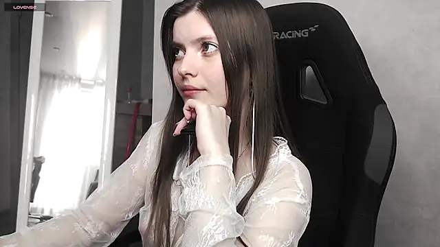 cute elfy  online show from 10/03/25, 02:03