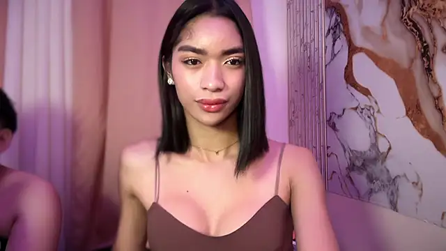 Yoursexy adriana online show from 07/11/26, 05:48