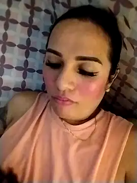 enoria1992 online show from 11/04/25, 02:32