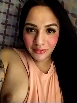 enoria1992 online show from 12/18/25, 03:29