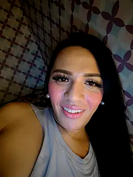Snapshot of enoria1992 chatting on 07/13/26, 02:53 enoria1992 online show from 07/13/26, 02:53