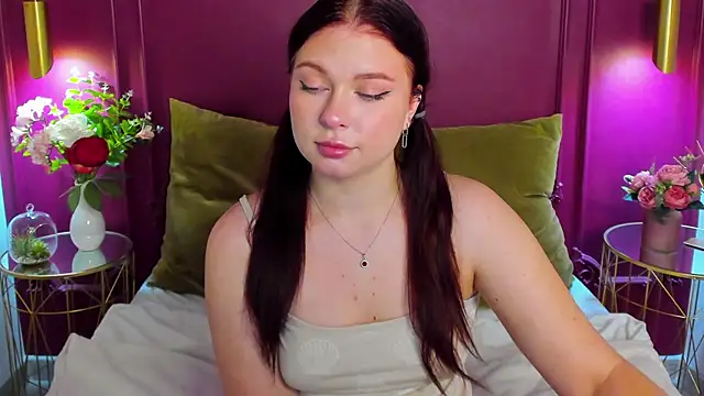 LizyBex online show from 11/11/25, 08:31