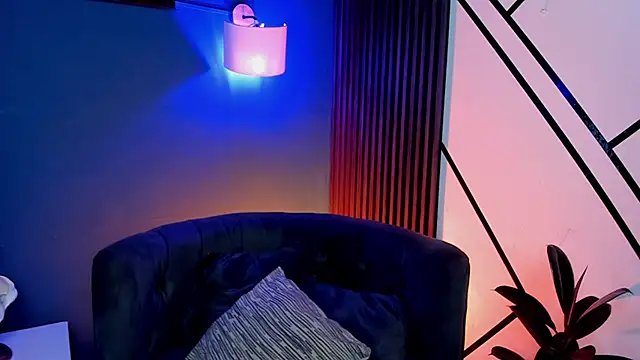 Christopher 77 online show from 10/14/25, 03:40