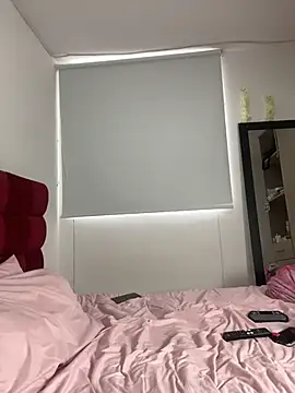 Velma star online show from 04/24/26, 12:07