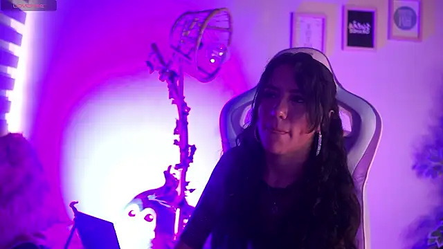 chloe moons  online show from 03/04/26, 08:26