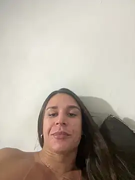 Snapshot of Isabelaa_ chatting on 06/07/26, 02:27 Isabelaa online show from 06/07/26, 02:27