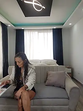 evasweett   online show from 04/16/26, 02:40