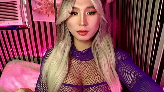 UrhotlucyTS online show from 03/22/26, 07:34