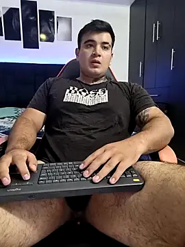 Snapshot of thiago__cp01 chatting on 09/10/25, 03:17 thiago  cp01 online show from 09/10/25, 03:17