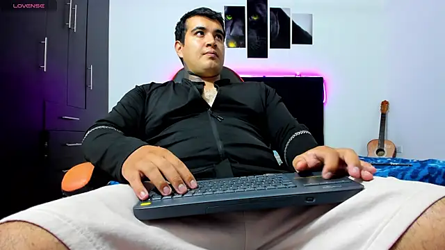 thiago  cp01 online show from 07/25/26, 03:48