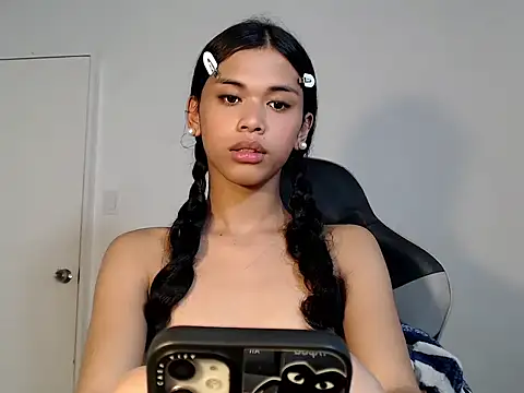 urcurlydiva online show from 11/25/25, 05:18