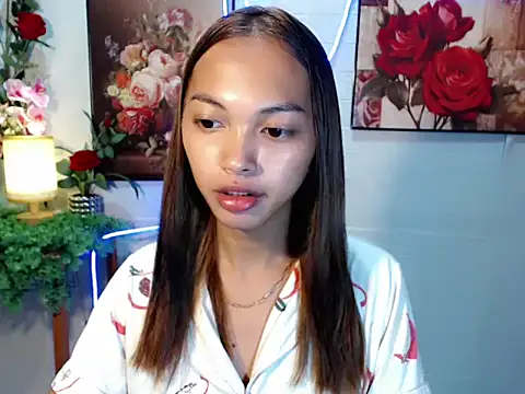 Simi Ipit online show from 05/13/26, 04:37