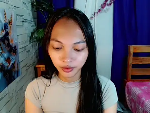 Snapshot of Simi_Ipit chatting on 06/23/26, 06:11 Simi Ipit online show from 06/23/26, 06:11