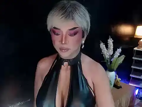 xAuroraRobinsx online show from 05/14/26, 06:15