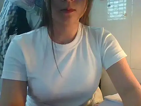 Linzly online show from 03/27/26, 02:06