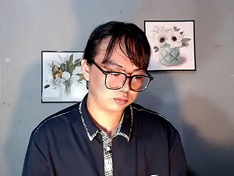 Snapshot of Asianblk_barbiedoll chatting on 05/23/26, 02:17 Asianblk barbiedoll online show from 05/23/26, 02:17