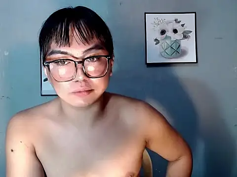 Snapshot of Asianblk_barbiedoll chatting on 06/14/26, 05:31 Asianblk barbiedoll online show from 06/14/26, 05:31