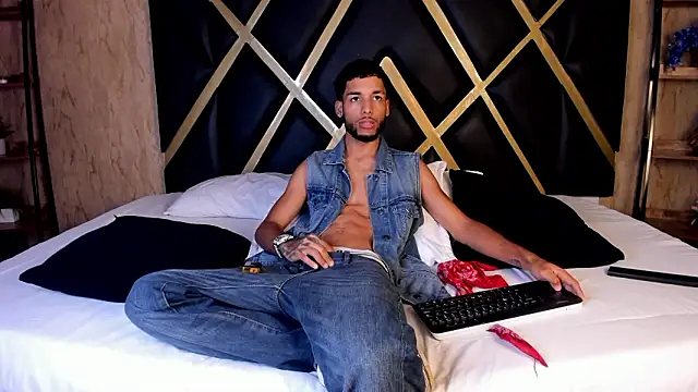 Thiagoferreti online show from 02/03/26, 01:26