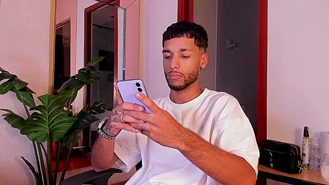 Thiagoferreti online show from 03/20/26, 03:22