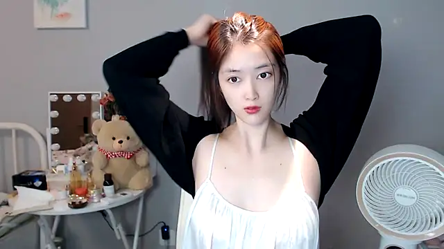 Mimi-cnbaby online show from 10/01/25, 06:52