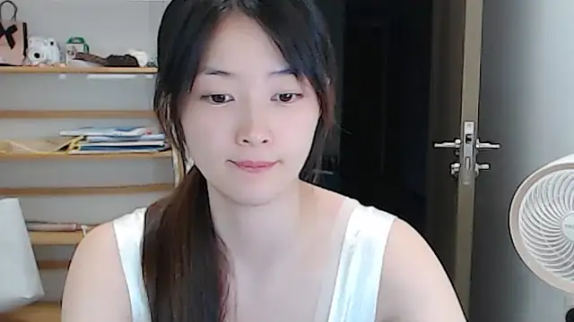 Mimi-cnbaby online show from 05/17/26, 02:57