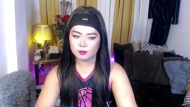 Snapshot of YourSweet-mich chatting on 05/03/26, 10:54 YourSweet-mich online show from 05/03/26, 10:54