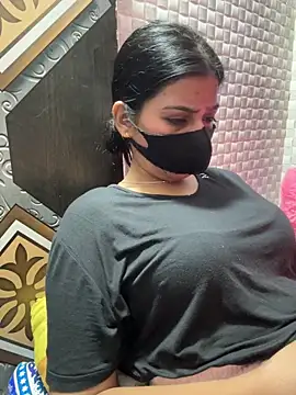 Hot Jaanvi  online show from 04/03/26, 04:05