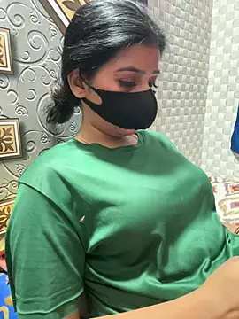 Hot Jaanvi  online show from 04/16/26, 04:41