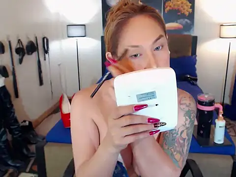 Allysonevanns online show from 02/06/26, 06:00